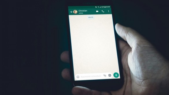 WhatsApp Extend Voice Message Transcription to Android