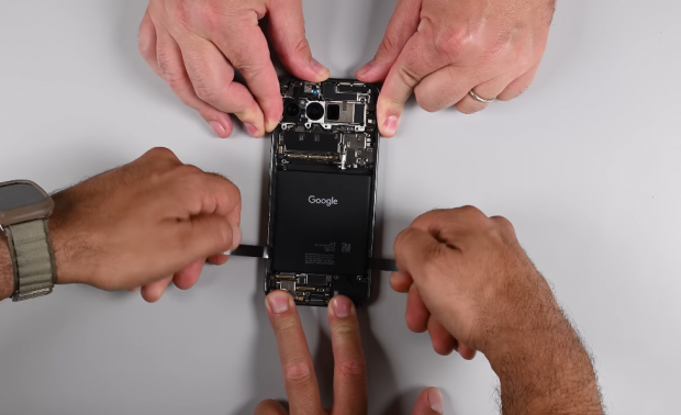 Google Pixel 9 Pro XL Teardown: Easy to Disassemble, Difficult to Repair, Video Reveals