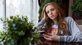 How to Set Guidelines on Teenager’s Phone Usage